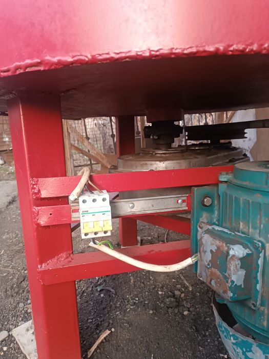 Продам Бетономешалка