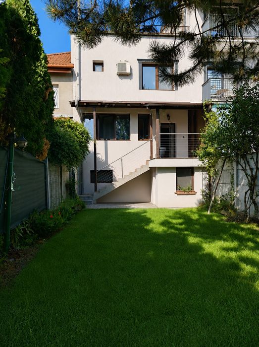 Casa in centru Oradea 266 mp cu teren 250 mp