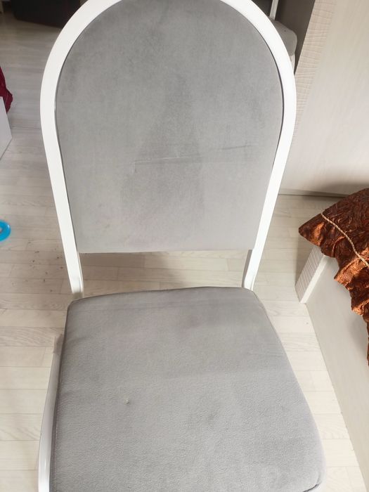 Стулья белый метал
