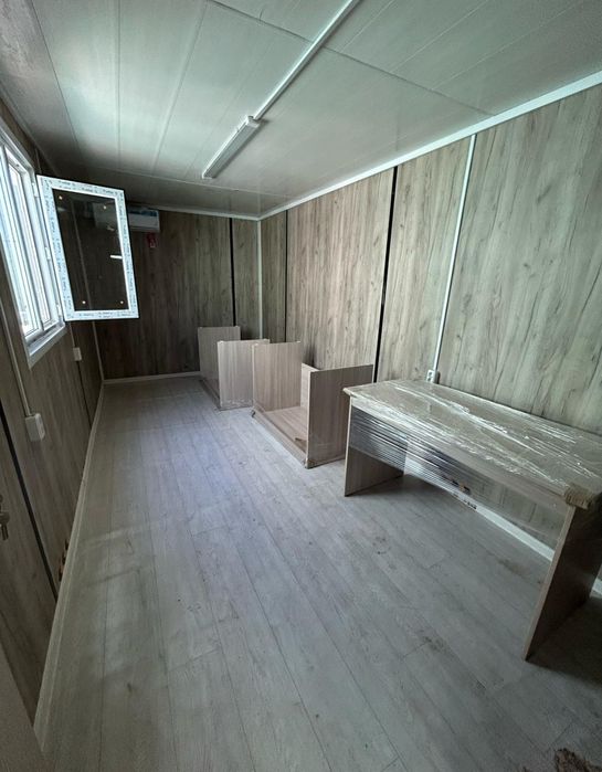 Контейнер офис с мебелью