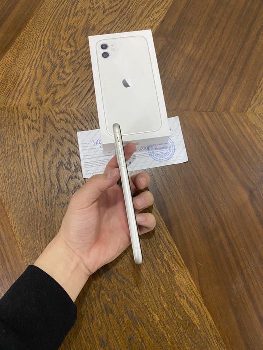 Iphone 11 white 64 gb