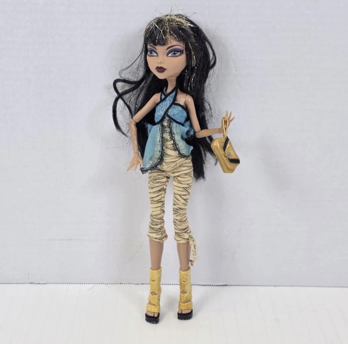 Клео г1 База Монстер хай