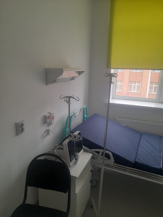 Прикроватный светильник