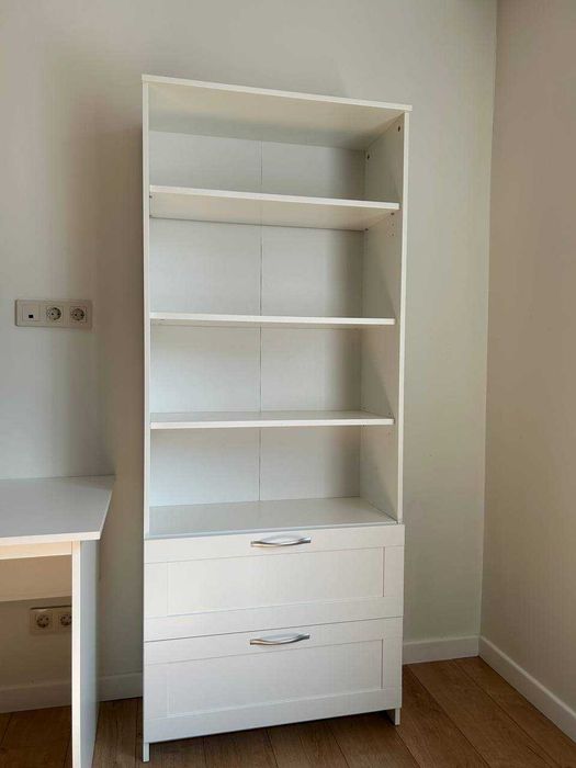 Продается стеллаж и стол