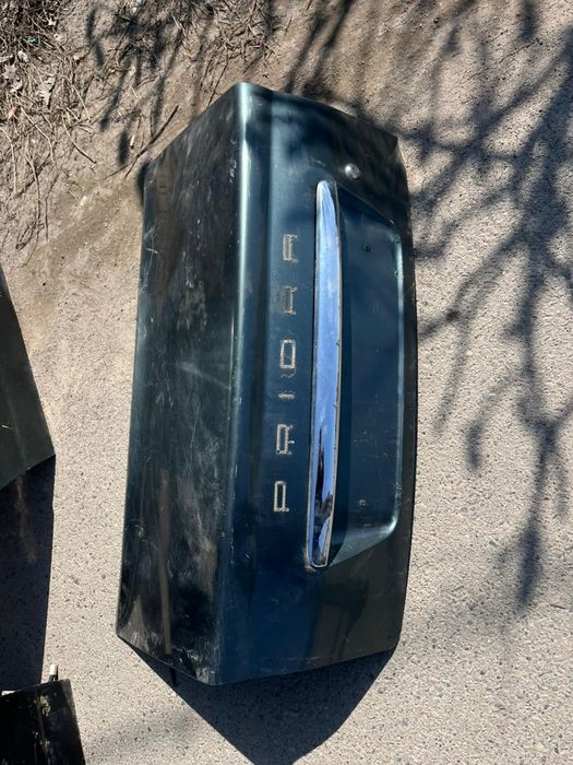 Приора запчасти дверь бак багаж