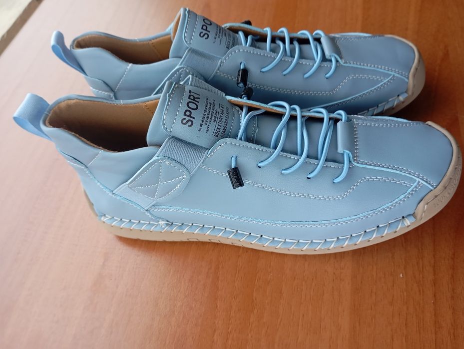 Обувки 41 номер 100% каучук , удобни