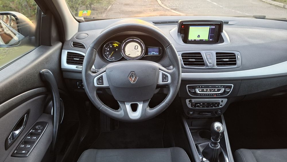 Renault Megane 1.5 dci 110 c.p Euro 5  Led  Navigatie Pilot An 2012