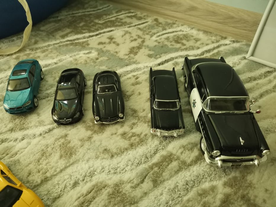 Играчки за различни възрасти момче