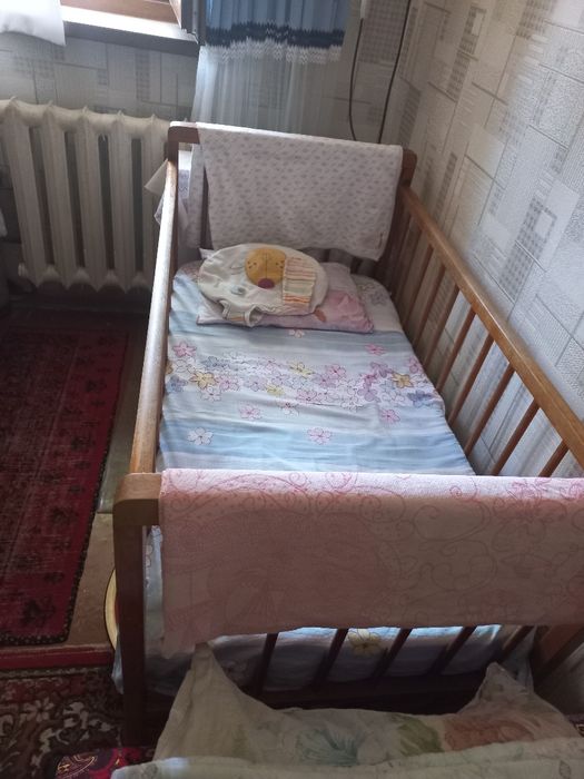 Детская кровать одноместный, пр. Германии,  советского периода.