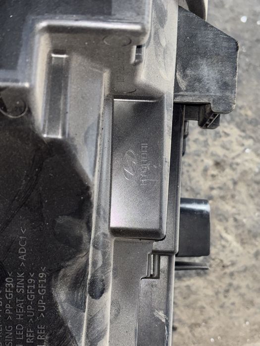 Фара,стоп,решетка Hyundai Elantra