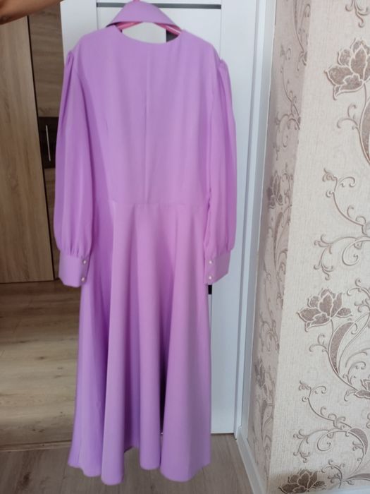 Платье фиолетового цвета