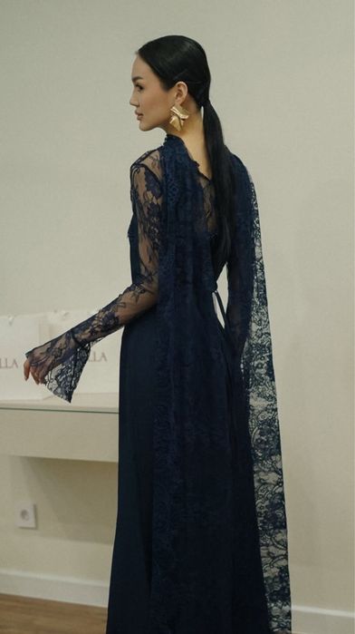 Продам платье состояние новая