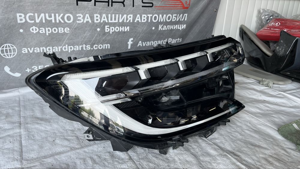 Десен фар Renault Austral