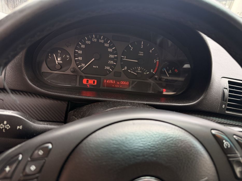 BMW 3 Series 2004 — imagine 3