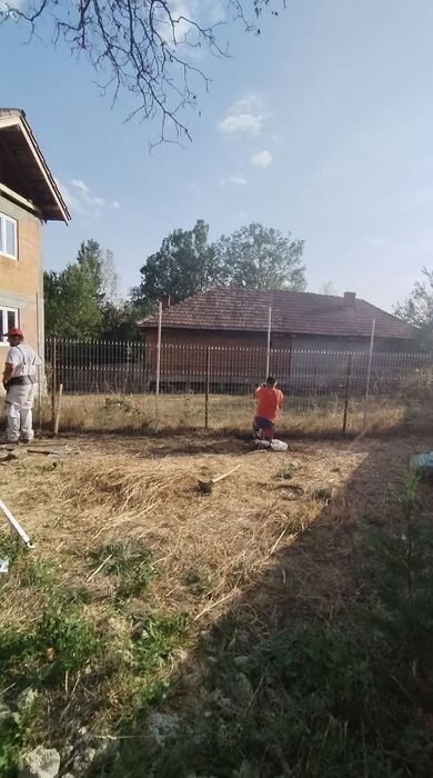 Garduri facem garduri  forjate din sipcă metalica din tablă din plasă