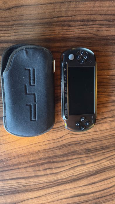 Sony PSP E1004 (Street)