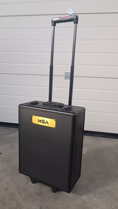 Куфар с инструменти MSA610