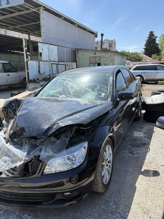 Mercedes c180 w204 2008г. на части