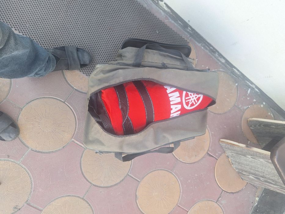 Продам резиновую лодку