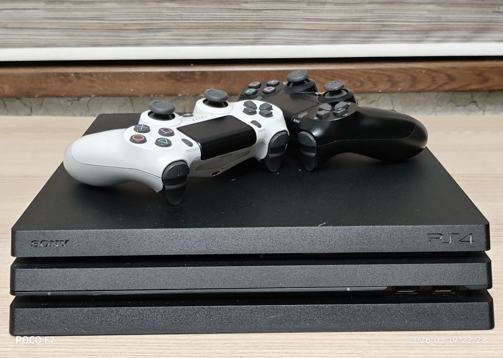 Sony PlayStation 4 pro 1 terabait
