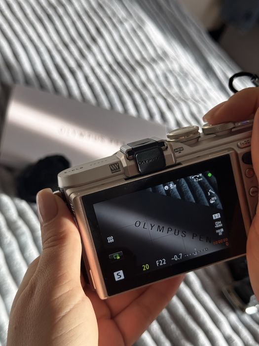 Olympus PEN E-PL восемь (Только Body-тушка)