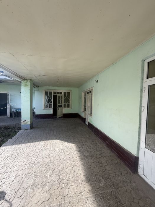 Uy Sotiladi 3,5 sotix Kitob sentridan