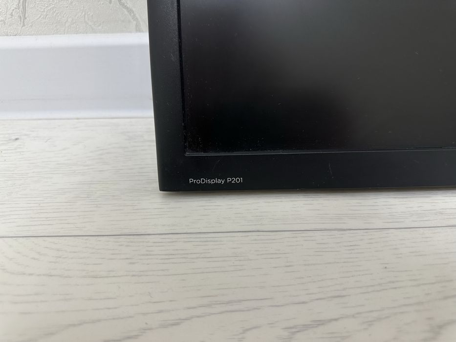 Монитор HP 20 дюйм