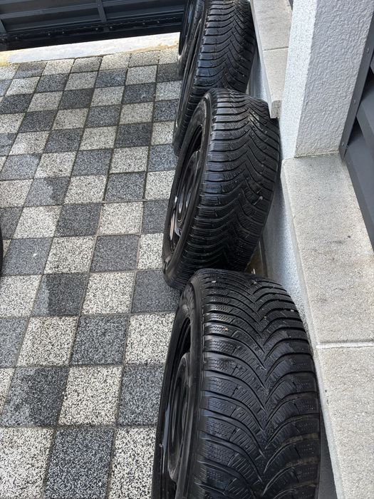 Roti Peugeot cu anvelope de iarna+capace+prezoane