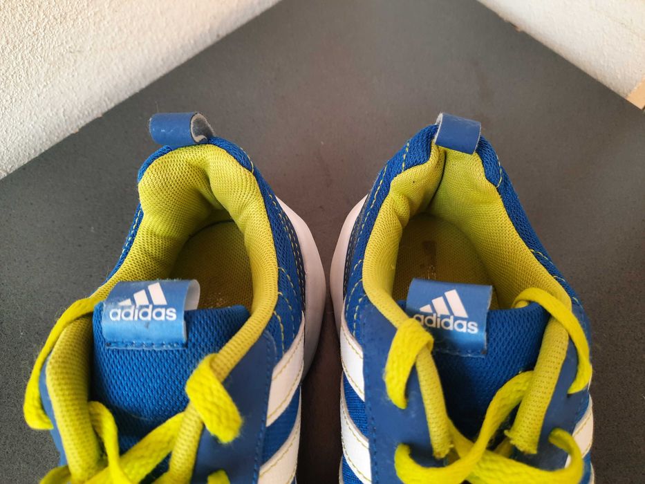 ADIDAS-OrthoLite Оригинални маратонки №38