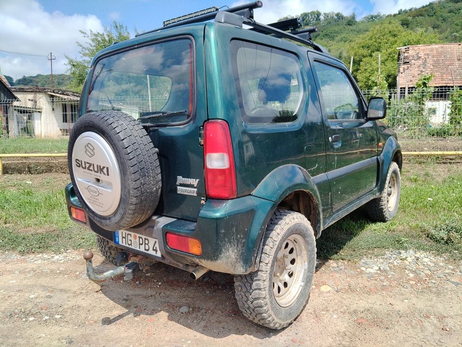 De vânzare Suzuki Jimmy,  1.328 CC ,16valve,90cp