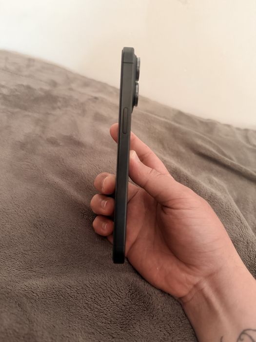 Iphone 15 pro max 256gb 88% идеал