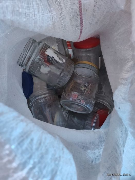 Бурканчета -различни размери и бутилки