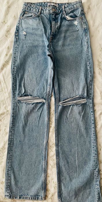 Zara blugi NOI, mstime  40 la doar 75