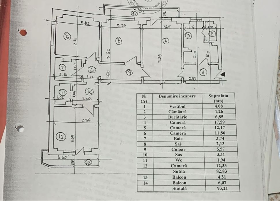 APARTAMENT 4 camere la 3 minute de metrou Costin Georgian cu centrala
