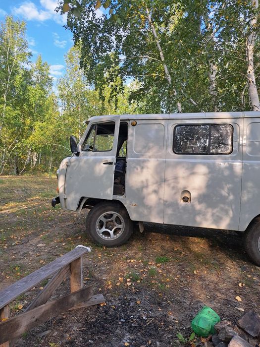 Продам УАЗ 3741/буханка/1997г.в.