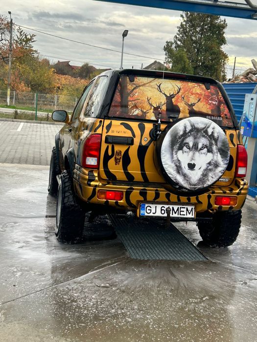 Suzuki Grand Vitara 2.0