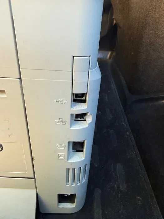 Продам принтер HP LaserJet Pro MFP M426fdn