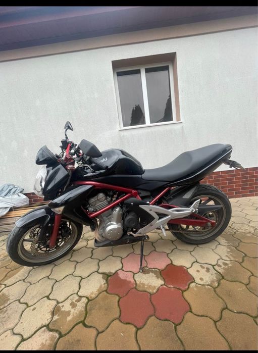 Kawasaki er-6n 650