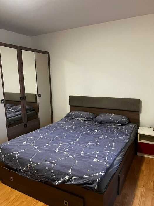 Închiriez garsoniera