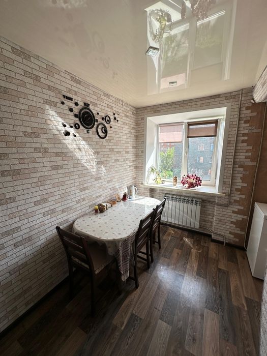 Срочно!Продам 4х комн.квартиру