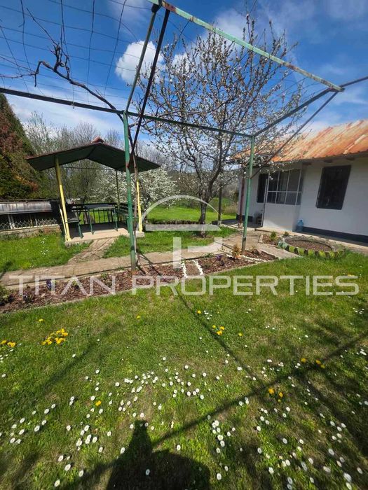 Къща за продажба в с.Друган