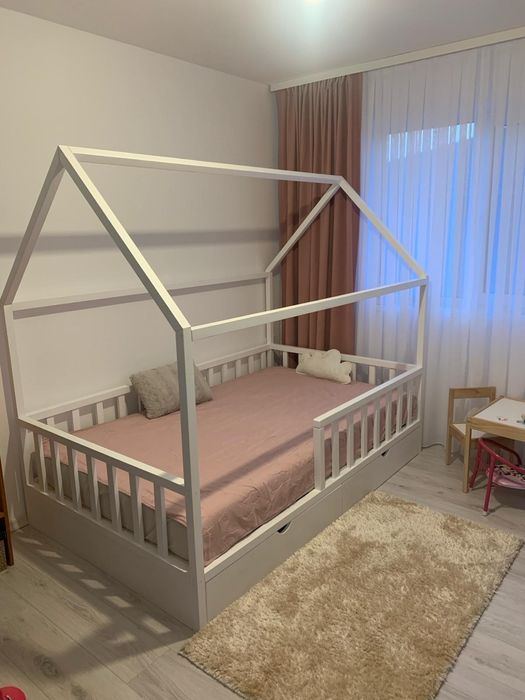 Pat casuta Montessori, pat dublu, pat lemn masiv, pat copii