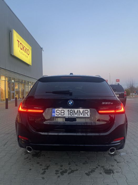 BMW 330e plug in hybrid