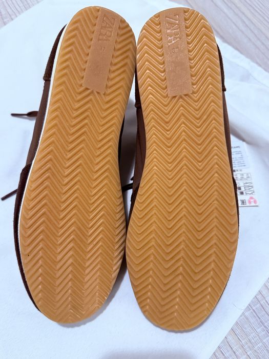 Кроссовки Zara комбинированные