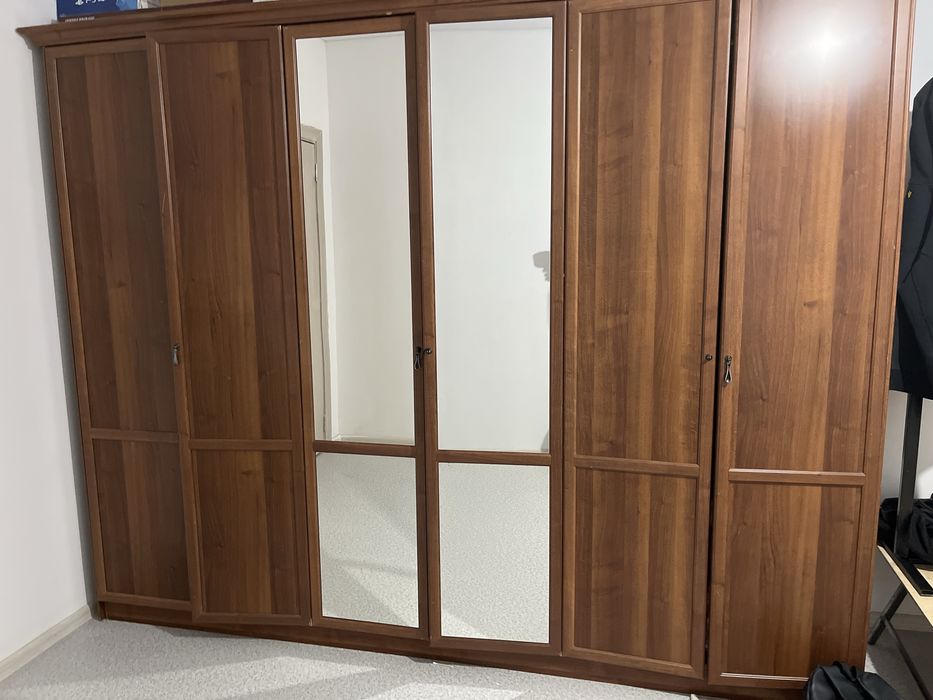 Шкаф б/у шкаф для одежды продам