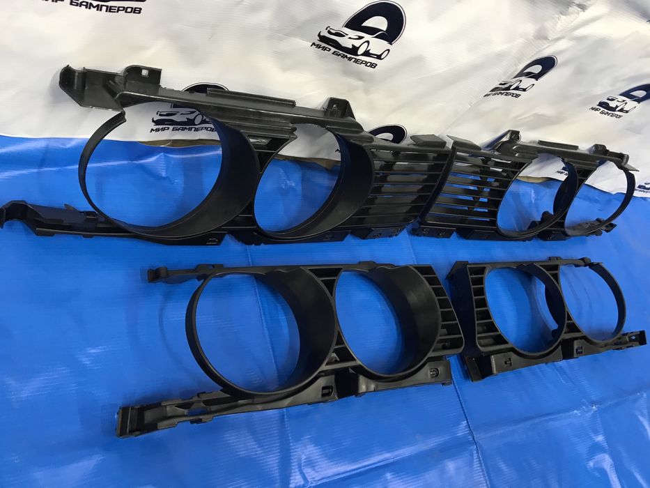 Решетка Бмв Е34 (Решетка Фар)