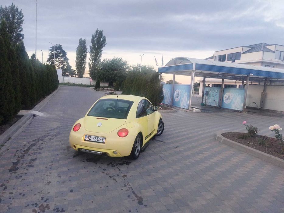 VOLKSWAGEN New Beetle 1999 — imagine 5