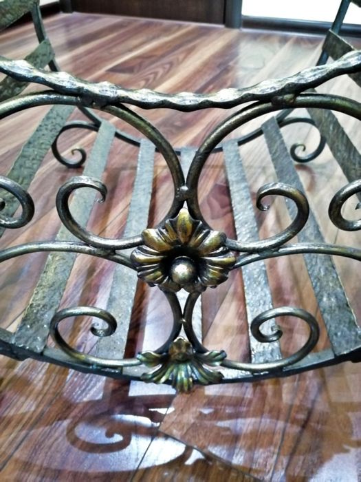 Изработка на стойки за дърва от ковано желязо