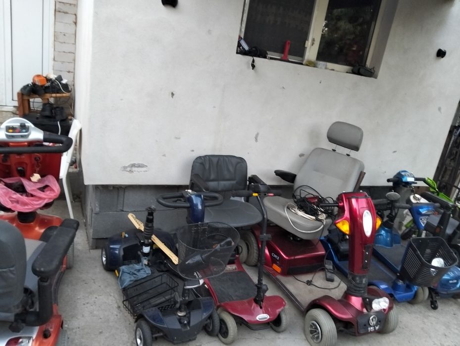 Vând cariocare de handicap angro ,detalii in privat
