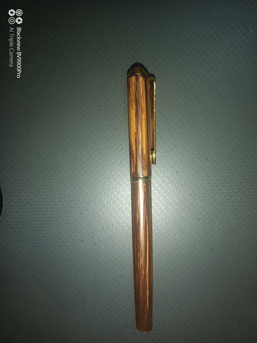 Stilou chinezesc vintage cu penita aur 18 k nou